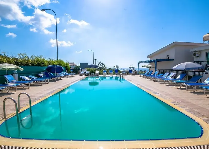 Aphelandra Lägenhetshotell Ayia Napa