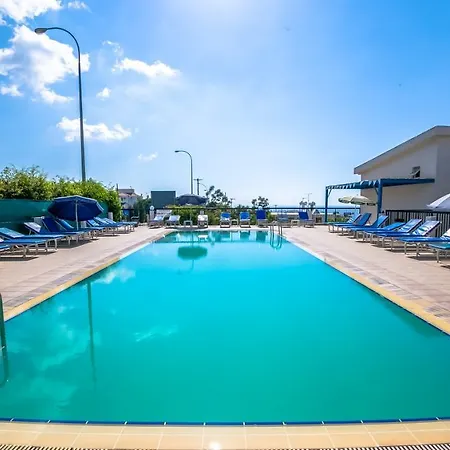 Aphelandra Lejlighedshotel Ayia Napa