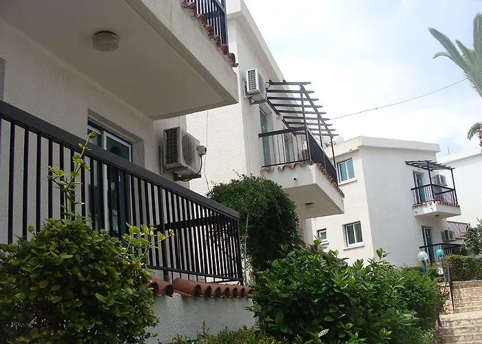 Aparthotel Aphelandra