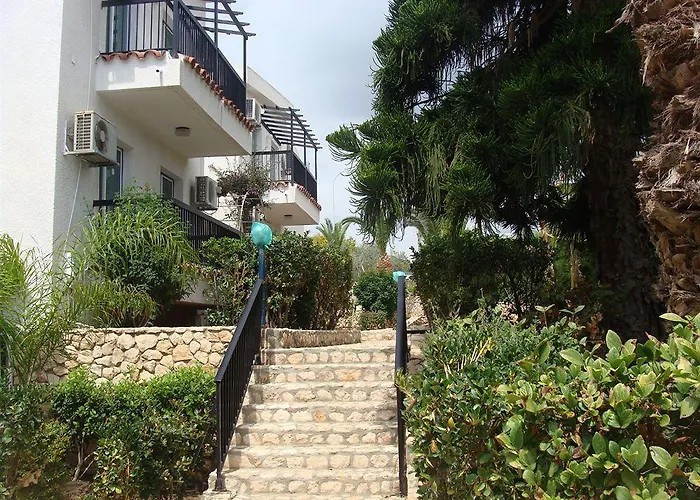 Aphelandra Aparthotel