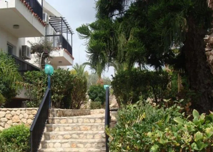 Aparthotel Aphelandra 2*