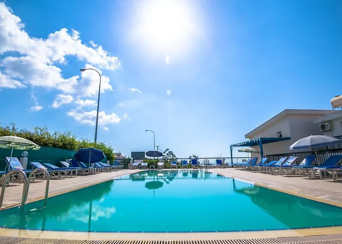 Aphelandra Aparthotel